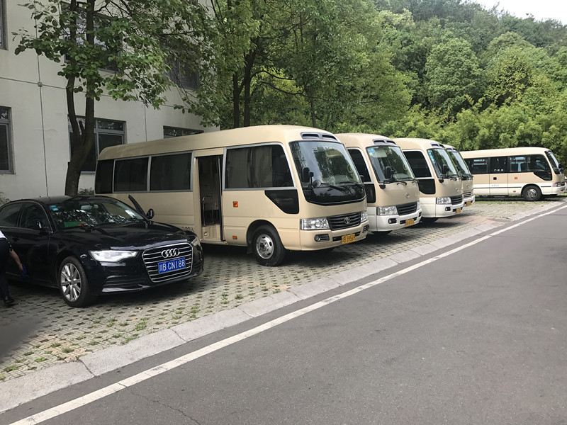 旅游包車_副本.jpg